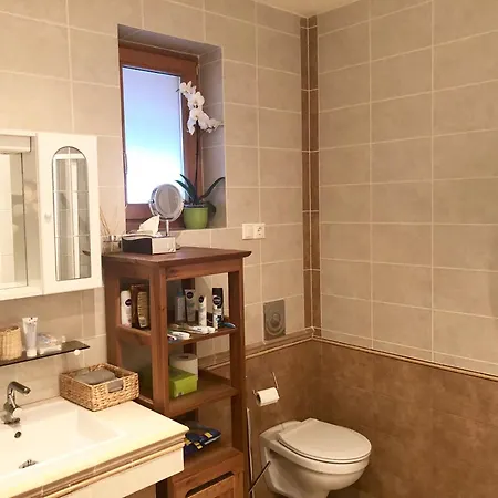 Apartment Lind *