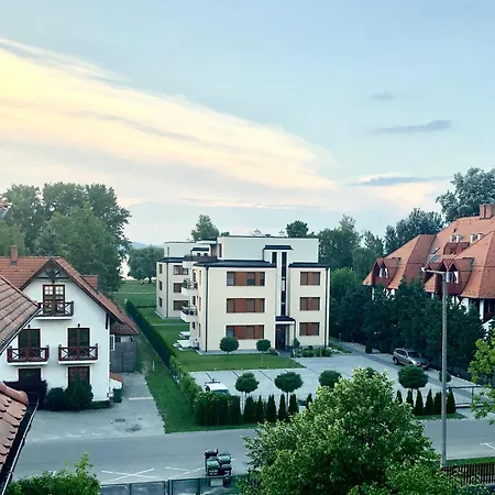 Lind Apartman *